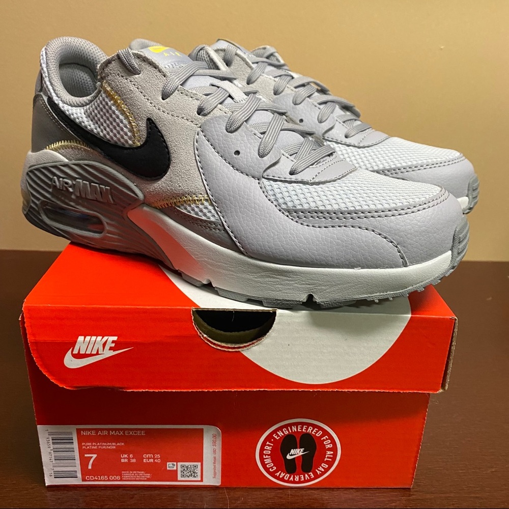 Nike Air Max Excee Size 7 Shoes Pure Platinum NWB